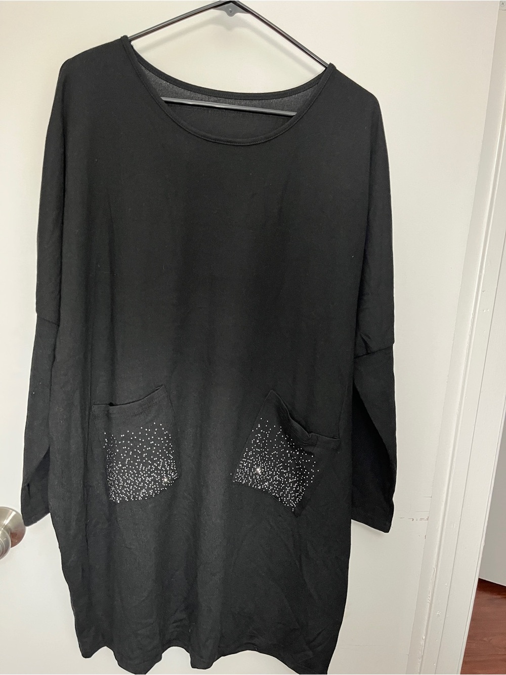 Black Women's Long Sleeve Pocket Tunic Top - Brand Unspecified